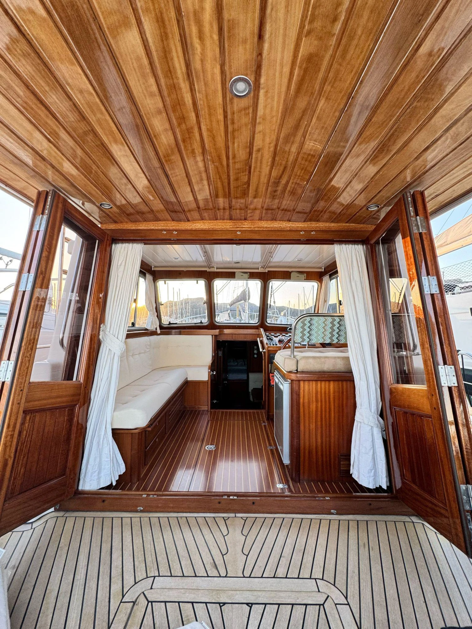 WeSea-Boats-6859896225d09.webp