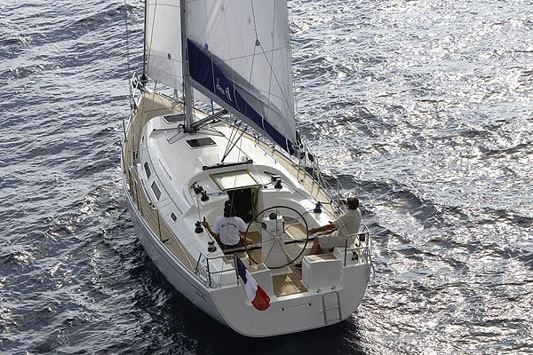 WeSea-Boats-AVIS-67fec4b6acdac.webp