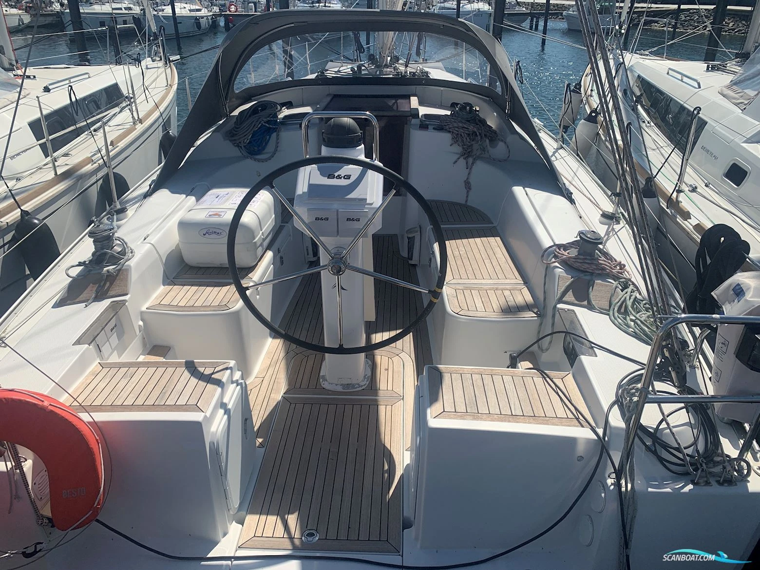 WeSea-Boats-AVIS-67fec4f13760a.webp