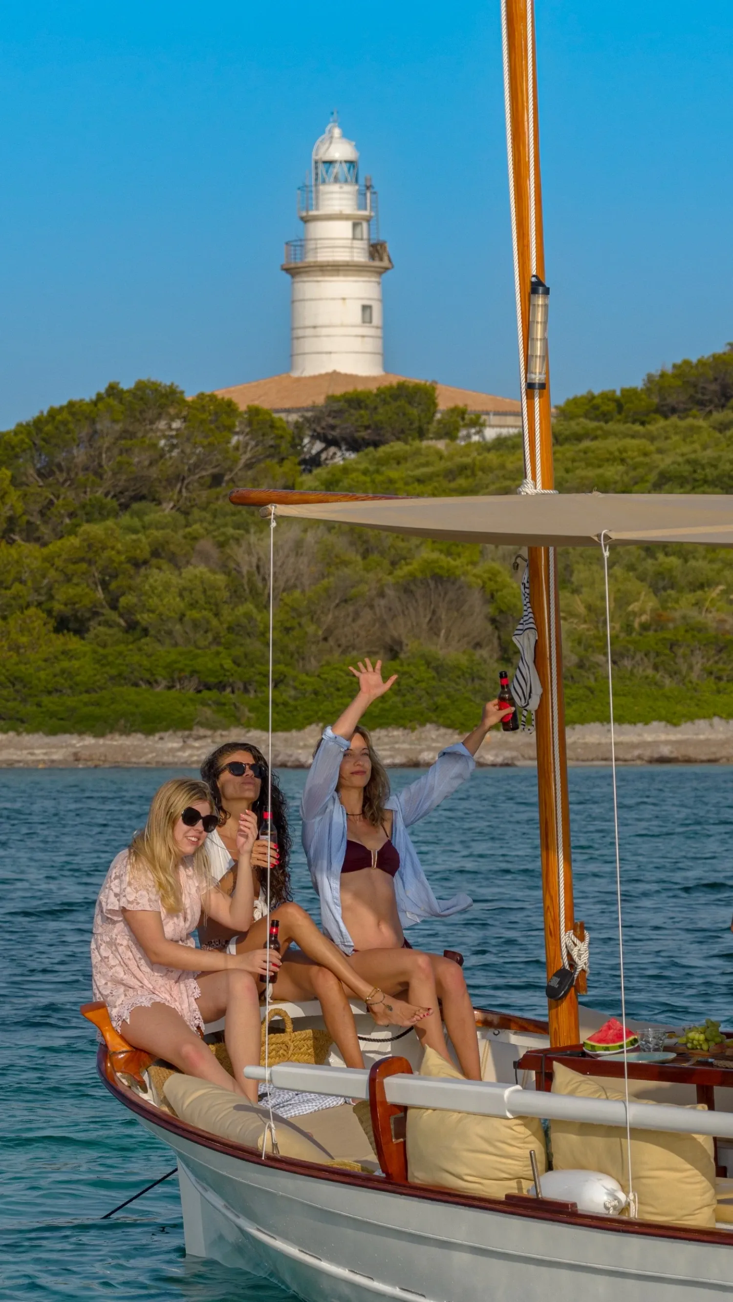 WeSea-Boats-Aineta-684aeb096601e.webp