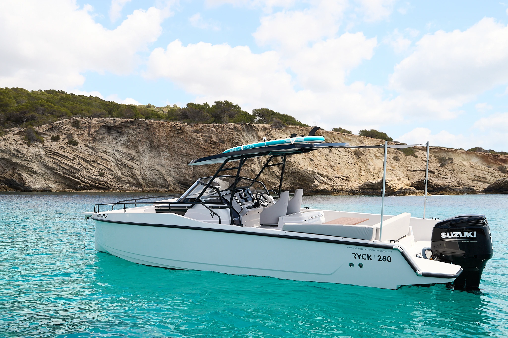 WeSea-Boats-Antares-67f4e714afe8a.webp