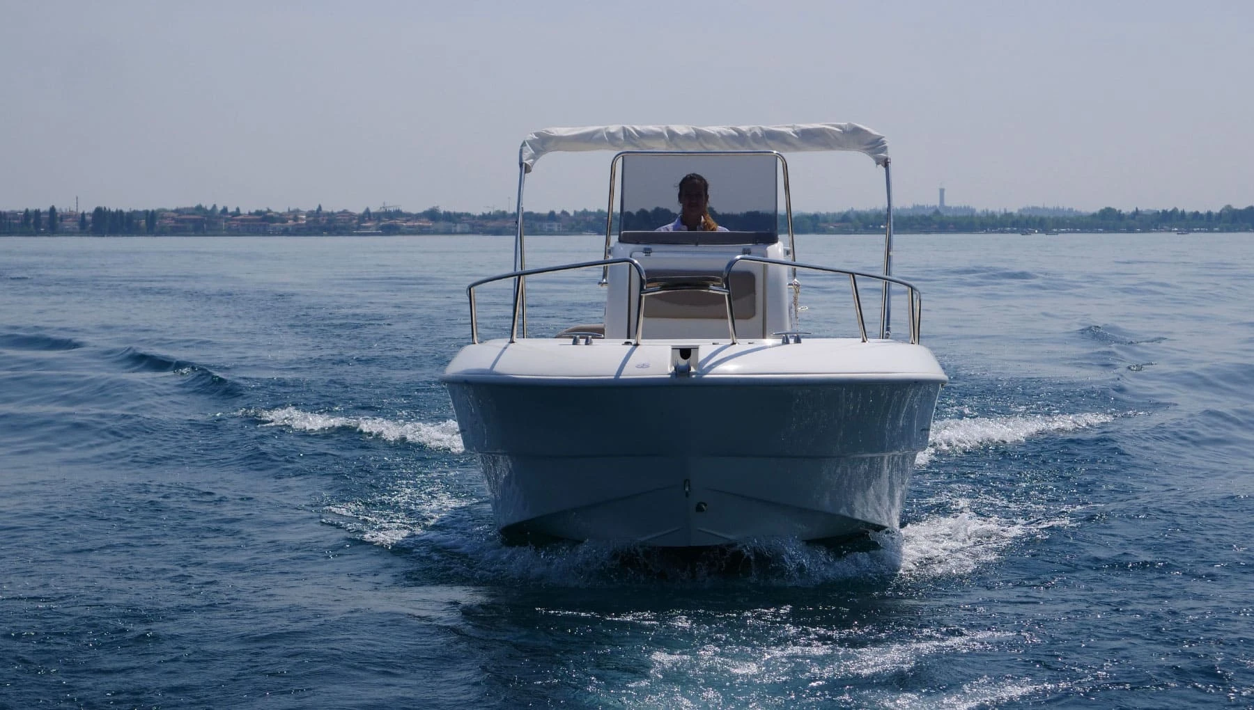 WeSea-Boats-Bravo-0-67f2f8290c0af.webp