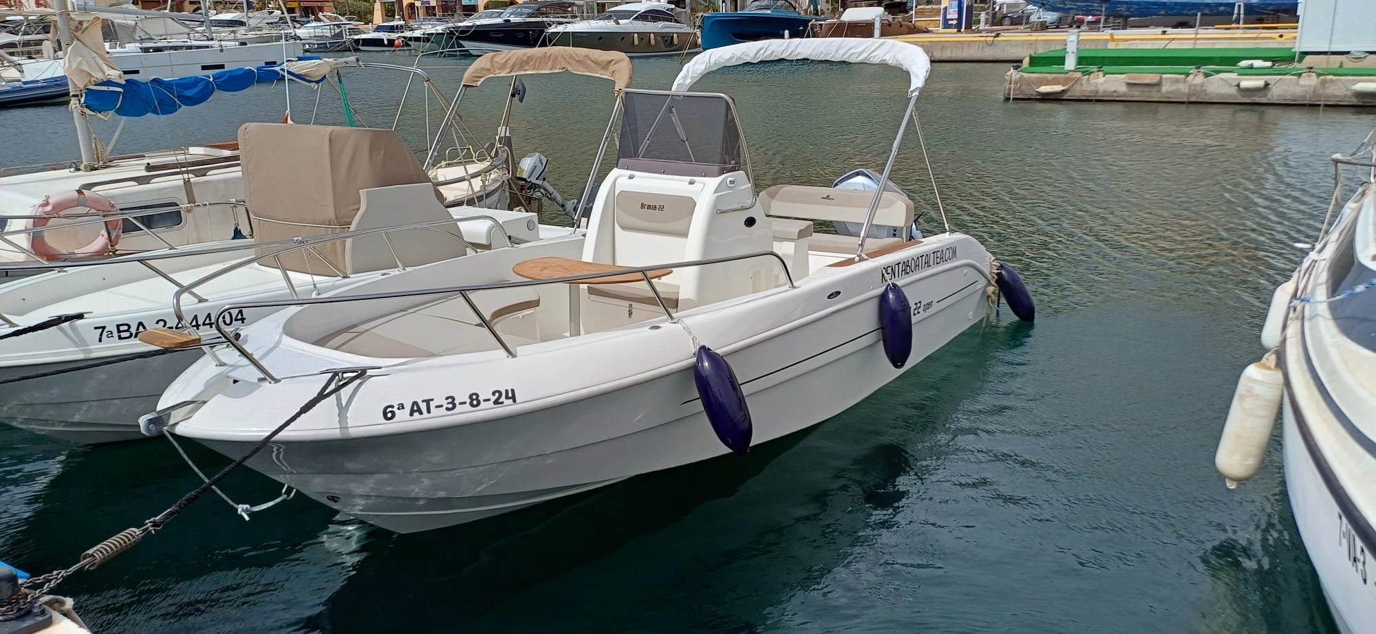 WeSea-Boats-Bravo-0-67f2f8549bffe.webp