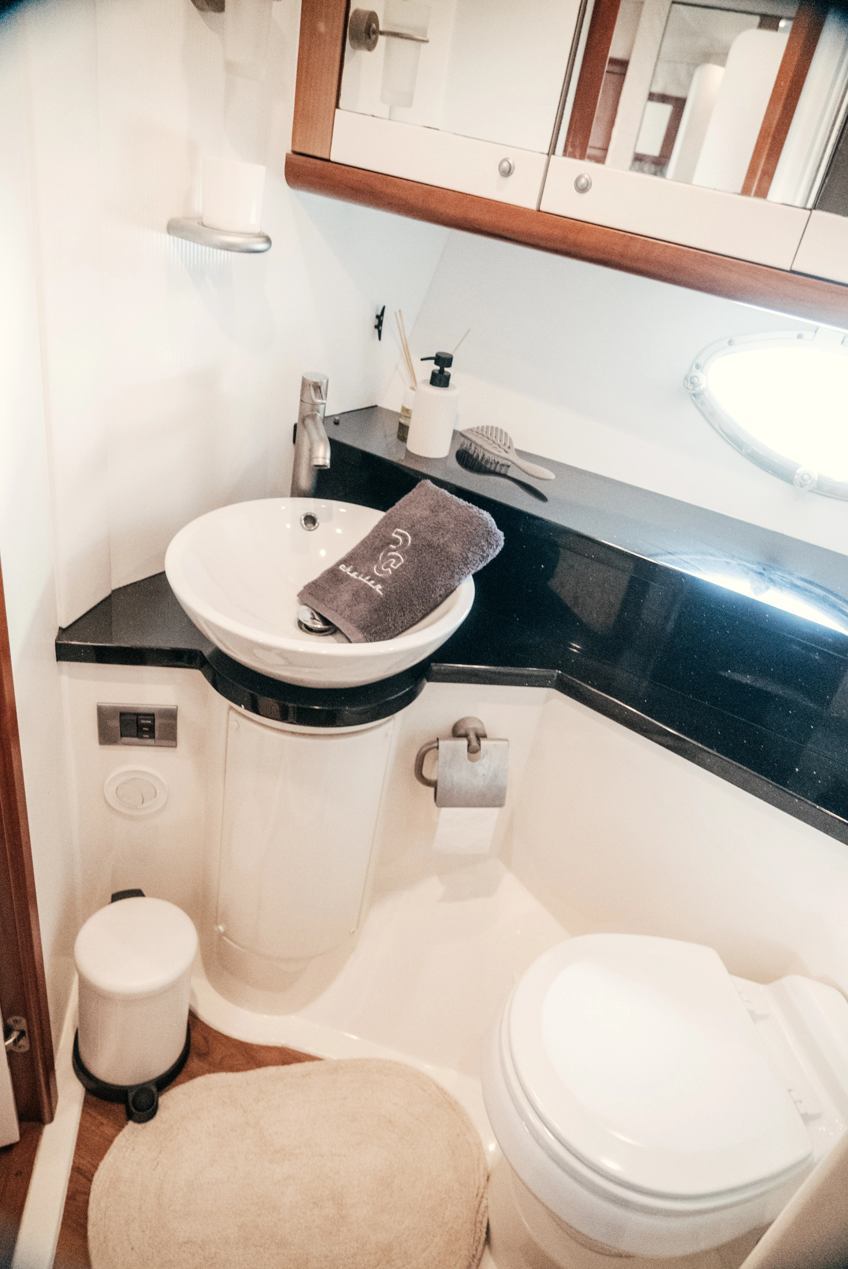 WeSea-Boats-Cindy-6829a928878e8.webp