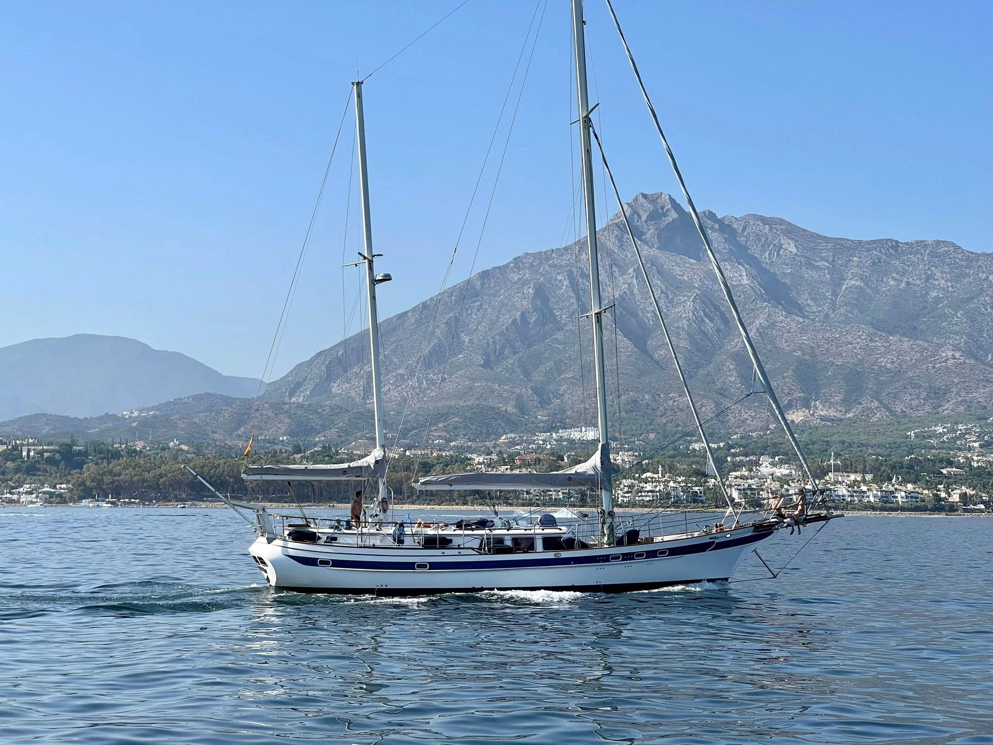 WeSea-Boats-Classic-Sailboat-683196b100b8e.webp