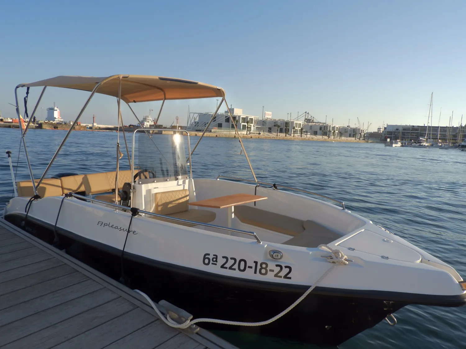 WeSea-Boats-Delphis-6846cb303d955.webp