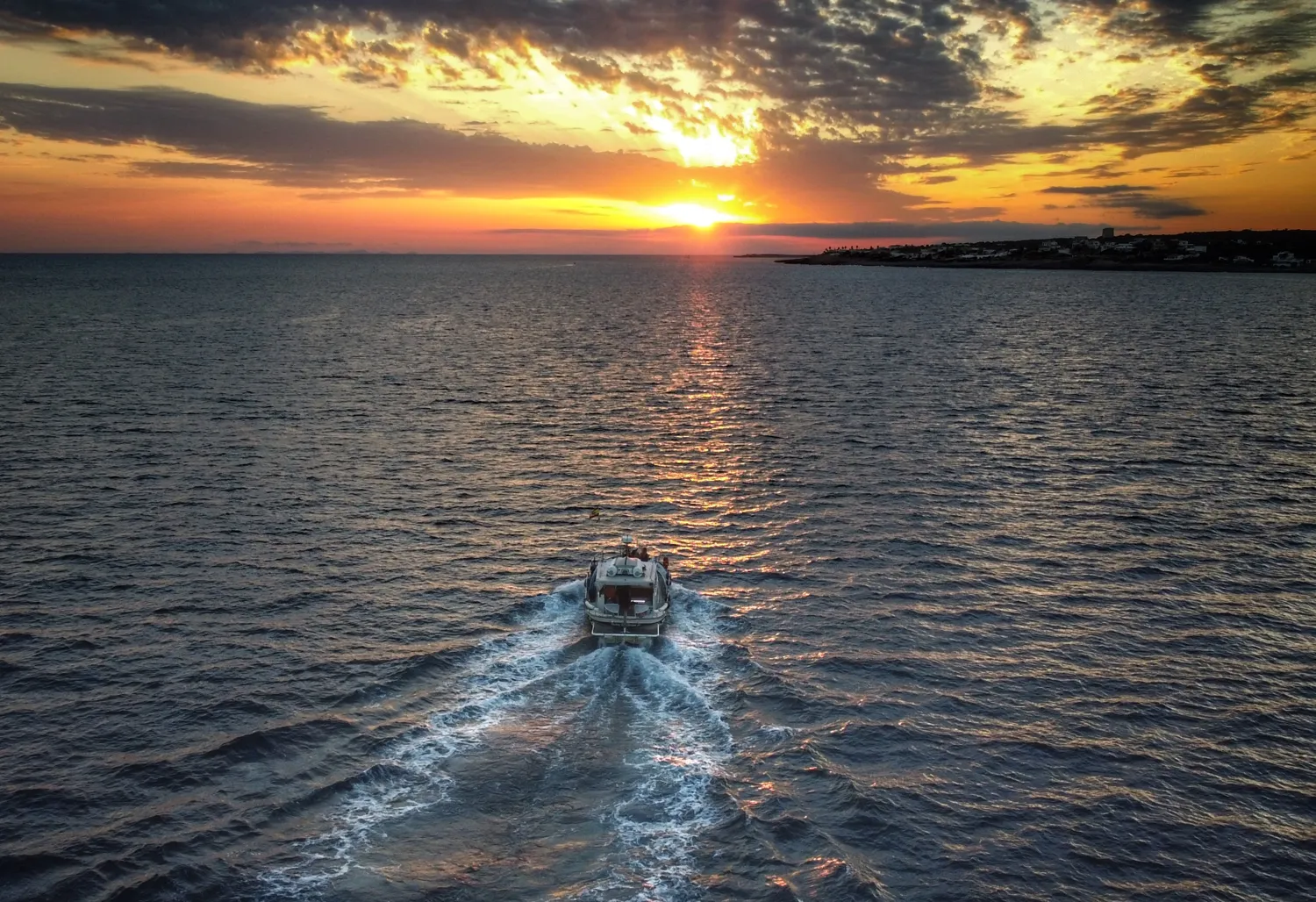 WeSea-Boats-Divina-III-6840621bdb7a2.webp