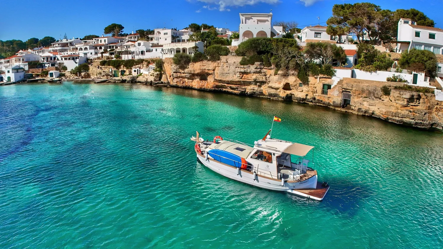 WeSea-Boats-Divina-l-68407bf692f5d.webp