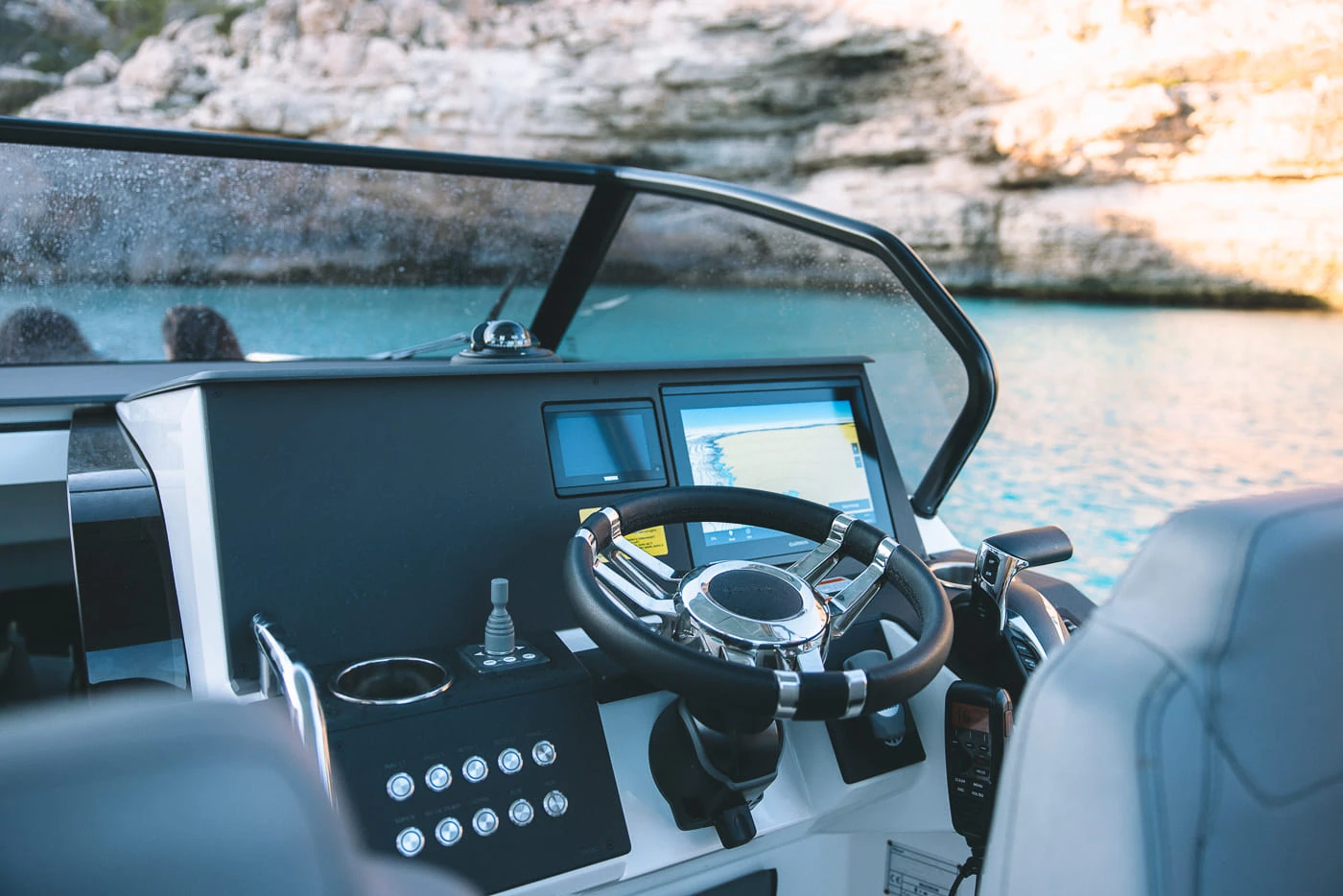 WeSea-Boats-Elisabeth-6809fcb276f41.webp