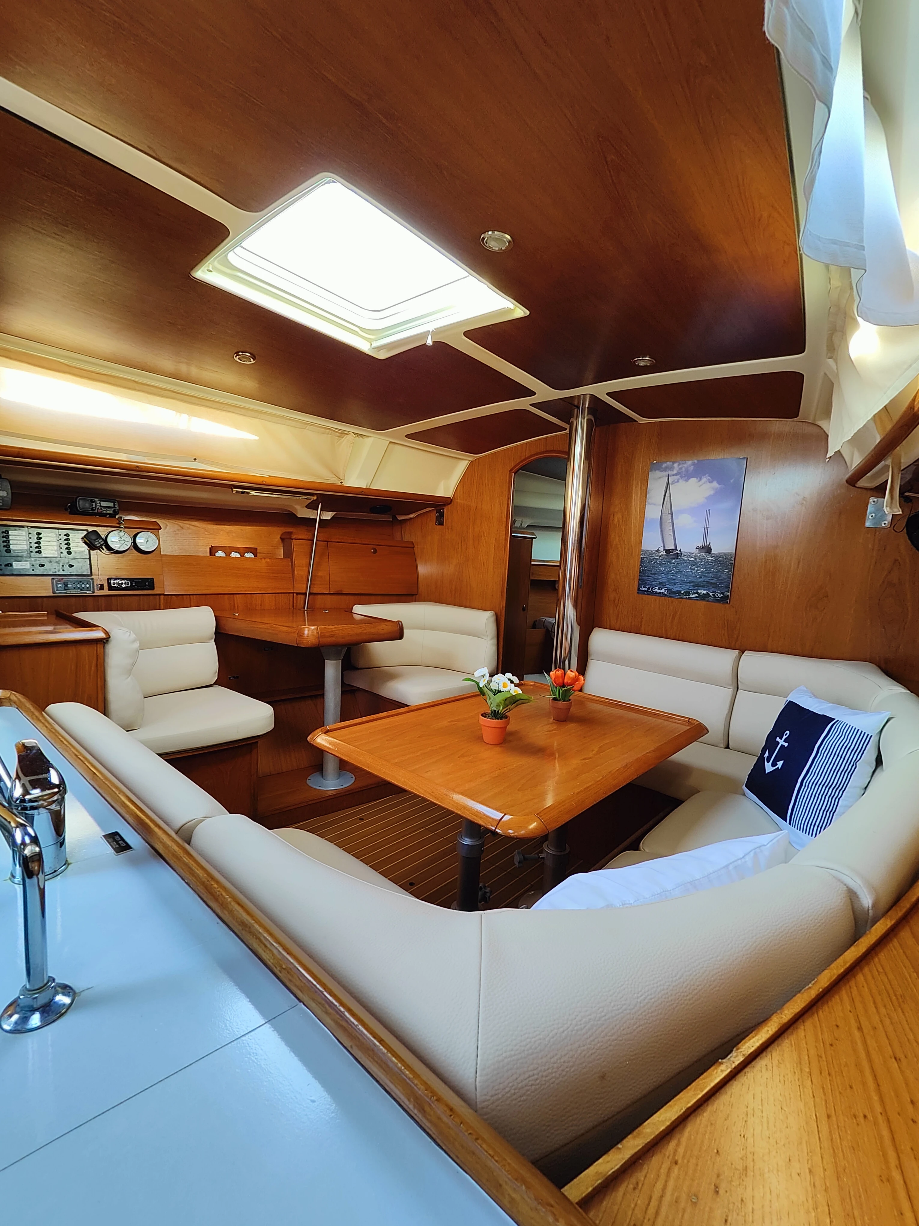 WeSea-Boats-Jimena-67fcef09a846a.webp