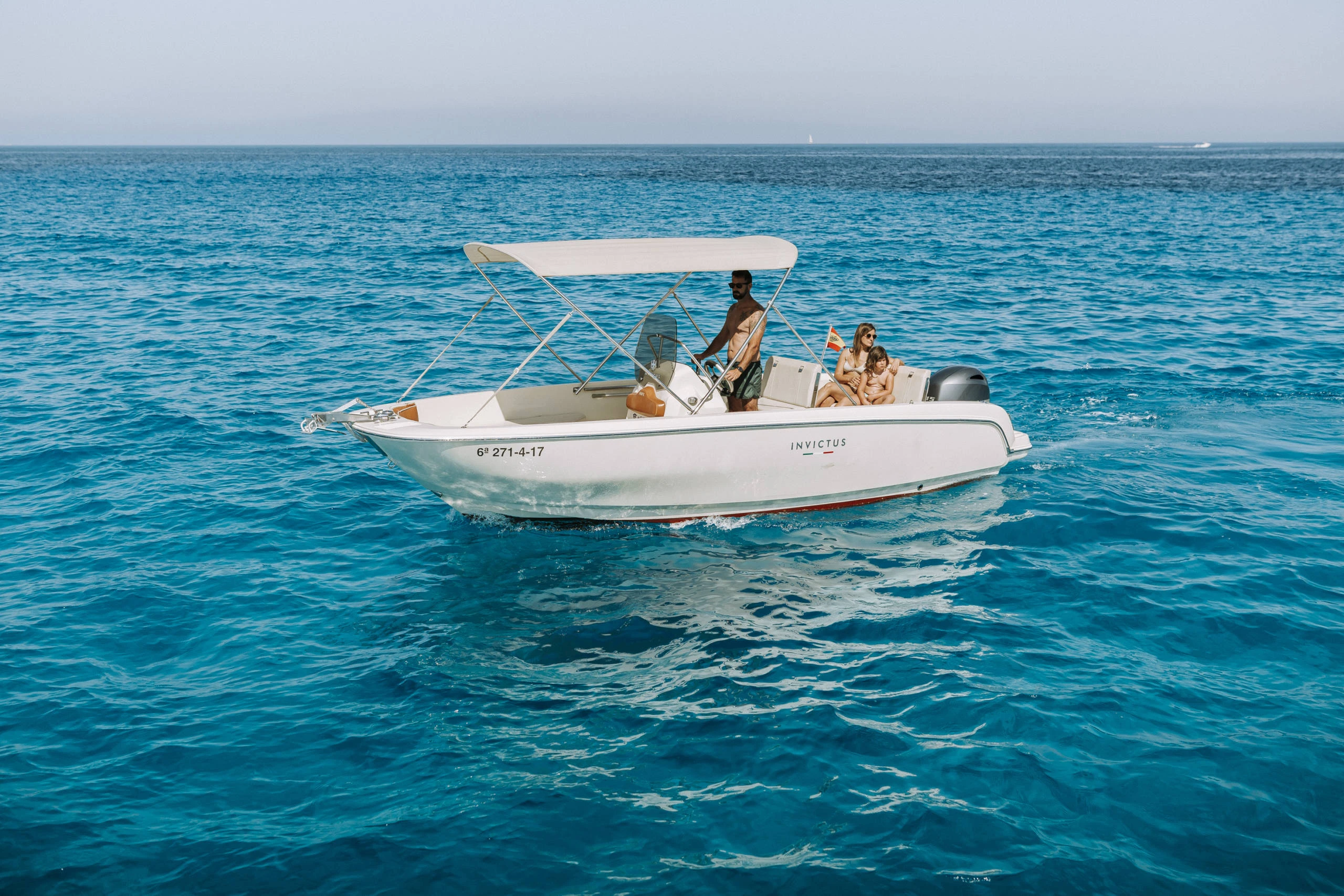 WeSea-Boats-Leni-67f412a1c6da7.webp