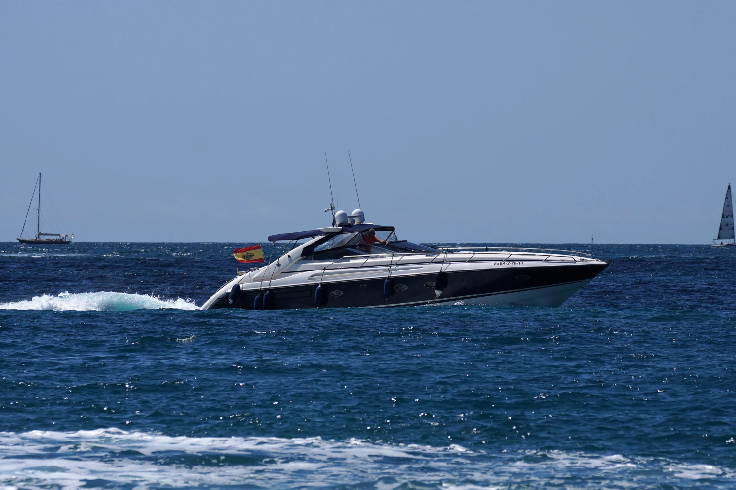 WeSea-Boats-Menphis-689c88f1036a6.webp