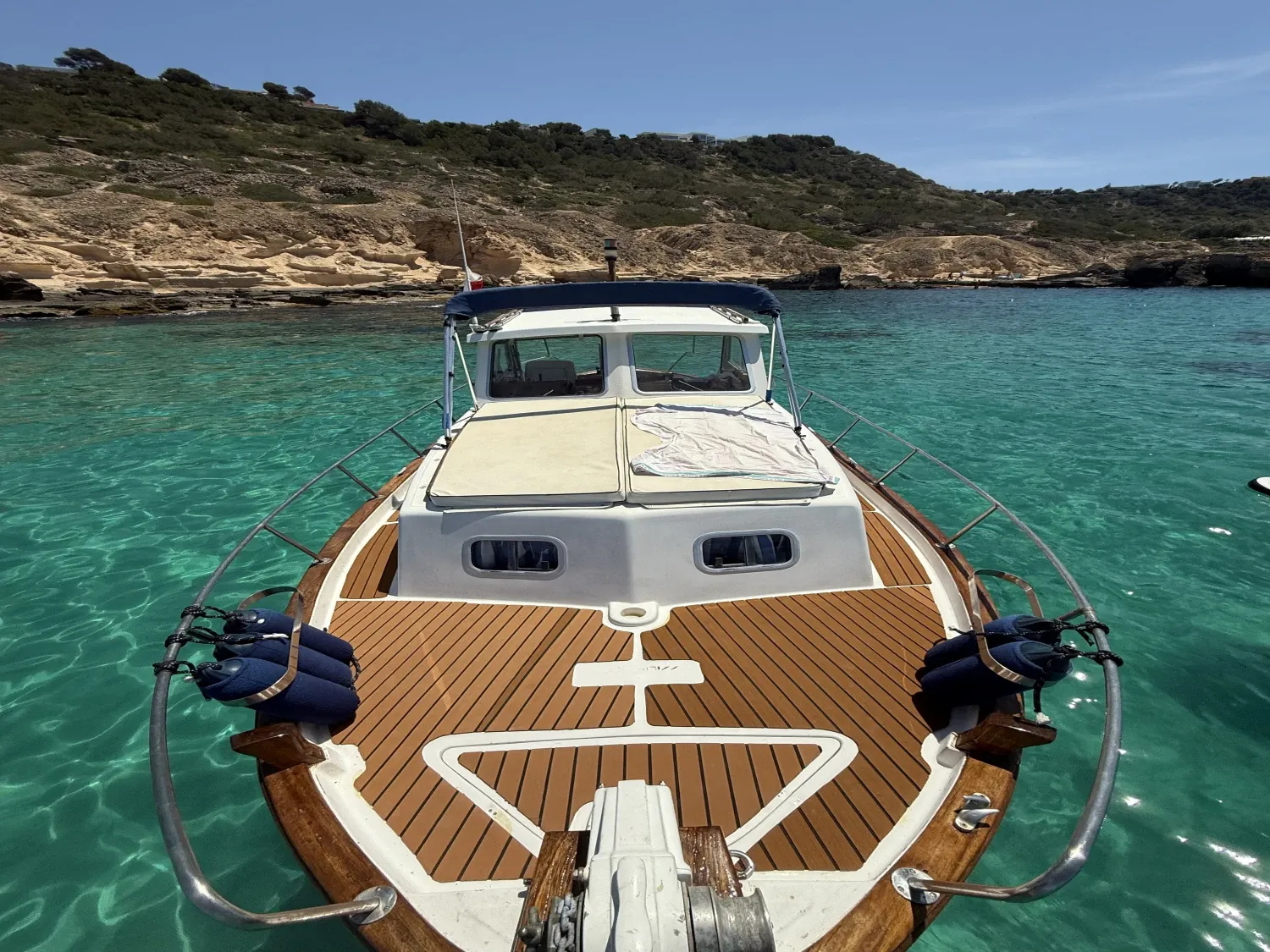 WeSea-Boats-Oncle-pep-6848aa1a8bd3e.webp