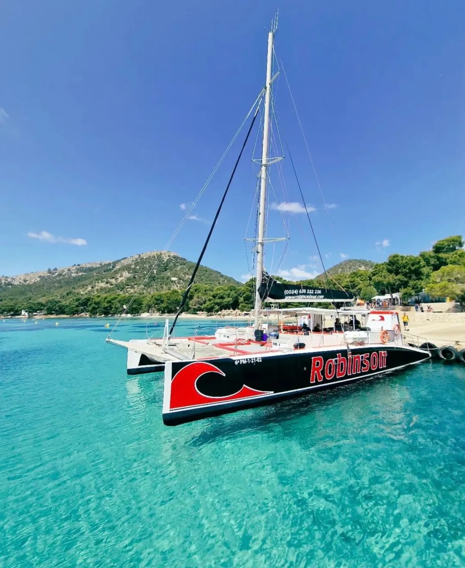 WeSea-Boats-Robinson-cat-684460747e744.webp