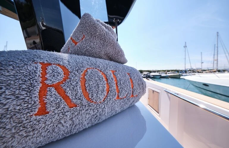 WeSea-Boats-Roll-67f778f6d3274.webp