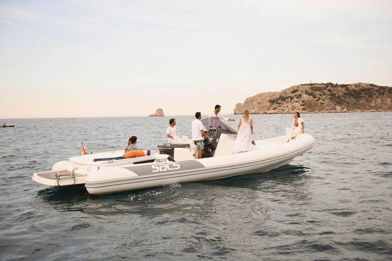 WeSea-Boats-Sacsy-68543ce78af8a.webp