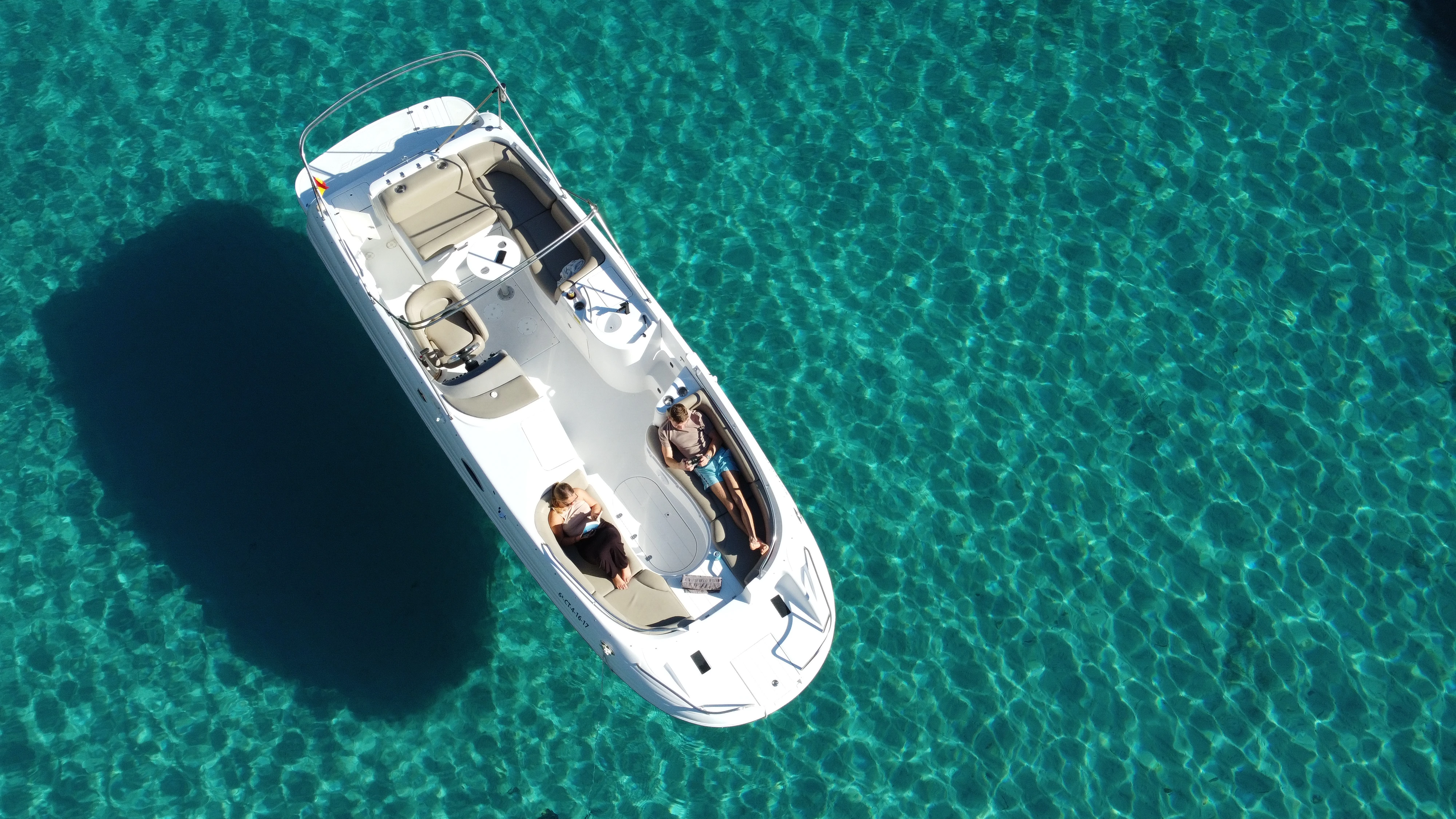 WeSea-Boats-Topacio-6829b0b40801d.webp