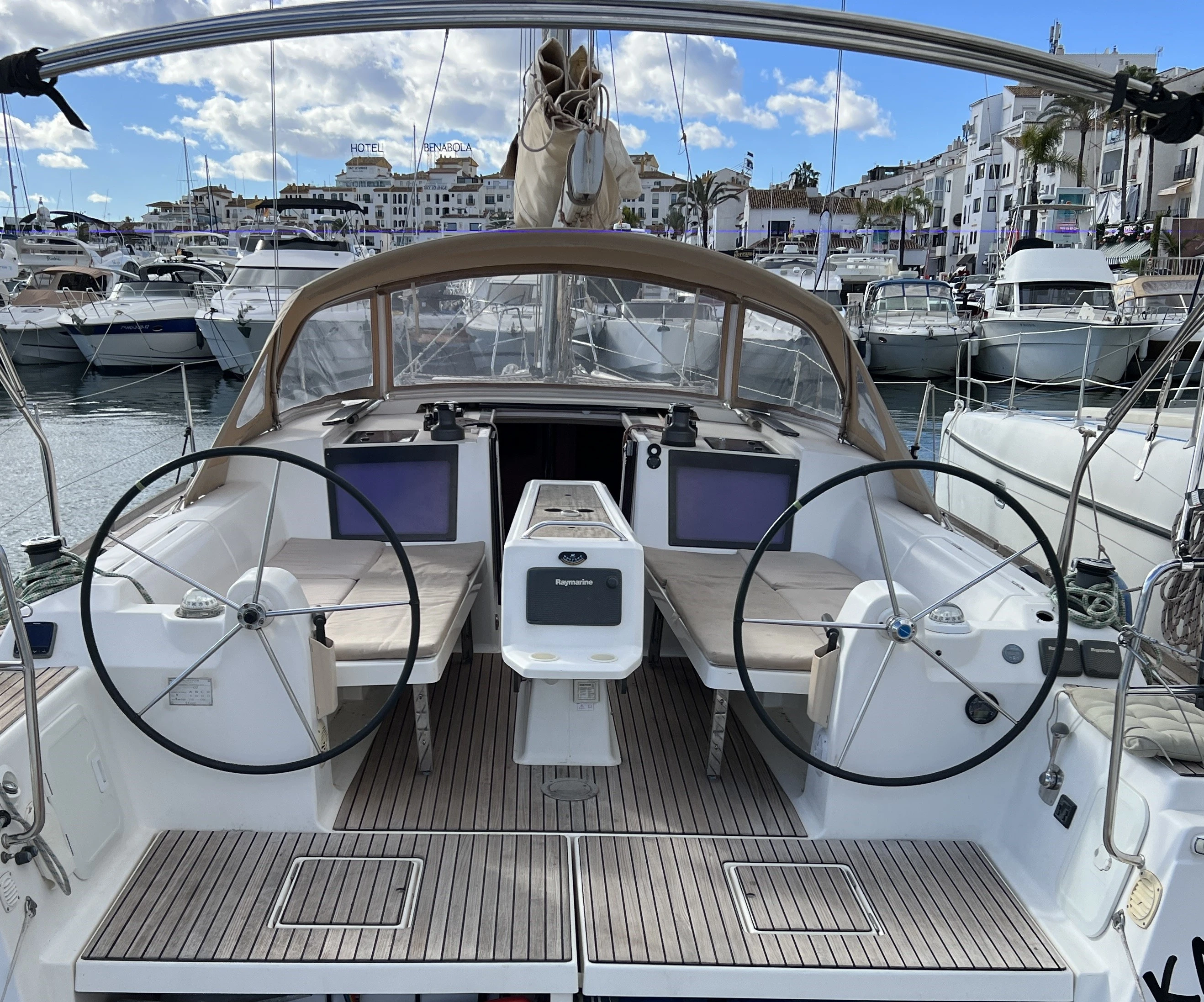 WeSea-Boats-Varuna-682c650e21a4d.webp
