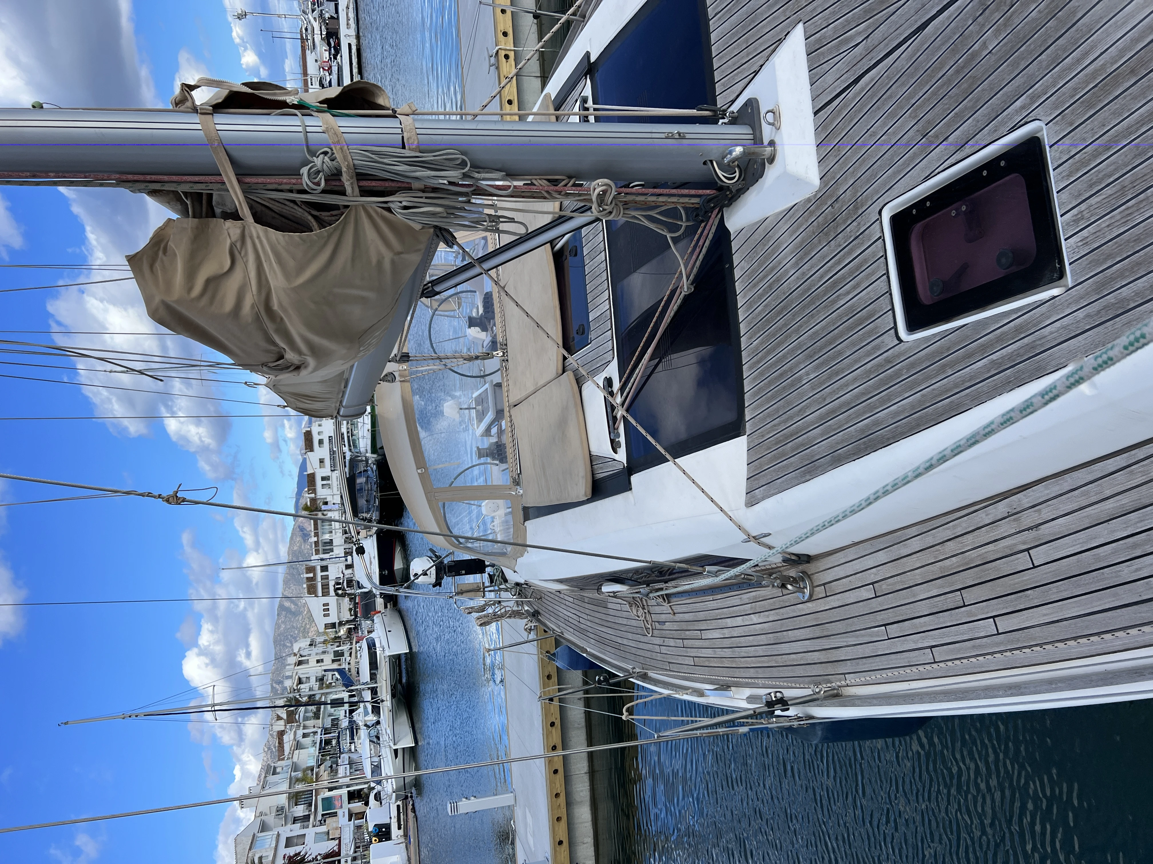 WeSea-Boats-Varuna-6831e4dfd2294.webp