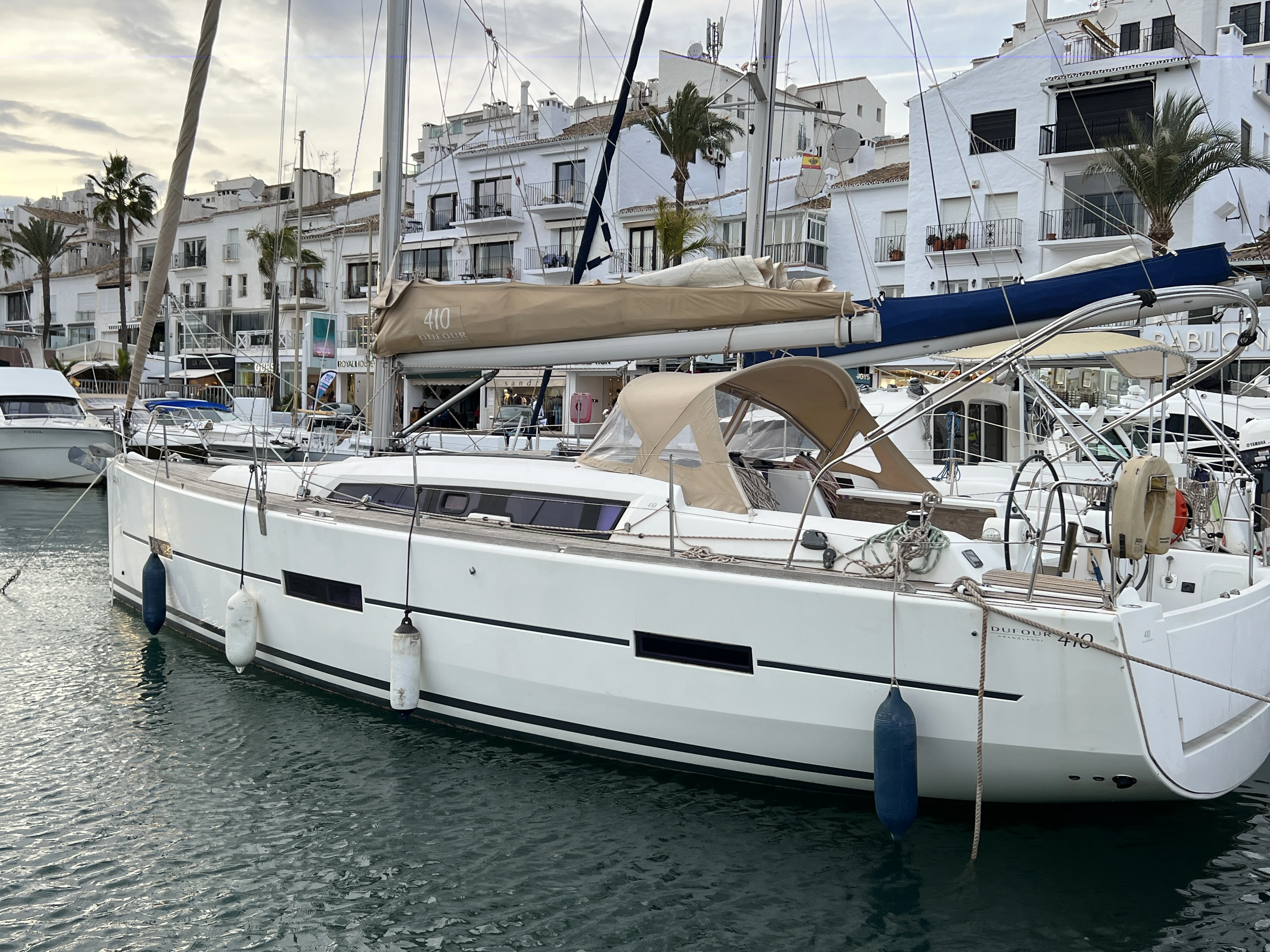 WeSea-Boats-Varuna-6831e4e3d48eb.webp
