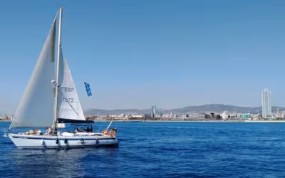 🚤 Exclusive Sailing Experience in Barcelona 🌊