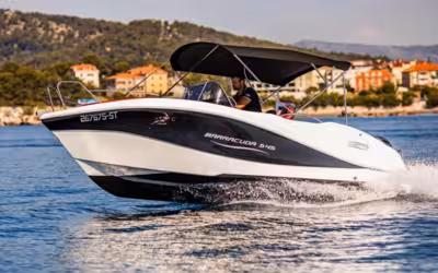Boat Rental in Santander – 6m Motorboat for up to 6 People