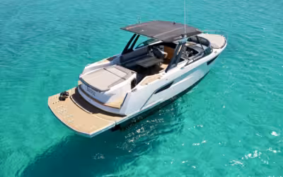 Private Boat Experience from Ibiza to Formentera · Alfastreet 28 Sanfil