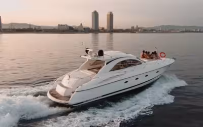Experience in a yacht the Sunseeker Camargue 50 in Barcelona