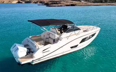 Quicksilver 875 Sundeck – All-Inclusive Boat Charter in Ibiza (San Antonio)