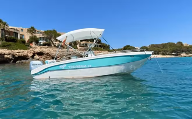 uploads/boats/65ce1c7ad69b5d001d223044-teorema-rent-boat-66327cab870f2.avif