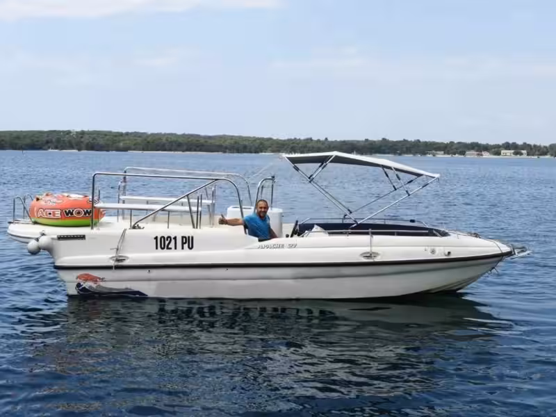 uploads/boats/WeSea-Boats-Surfrider-683198a3a3871.avif